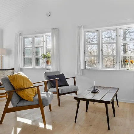 Front In With Wifi 펜션